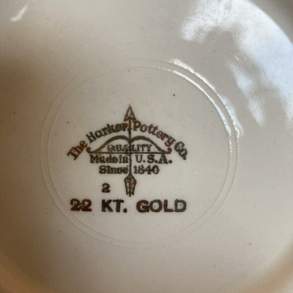 Vintage Wild Rose Harker Pottery Cottage Core 22 kt Gold Rim Soup Bowl 8.5” - Picture 5 of 7